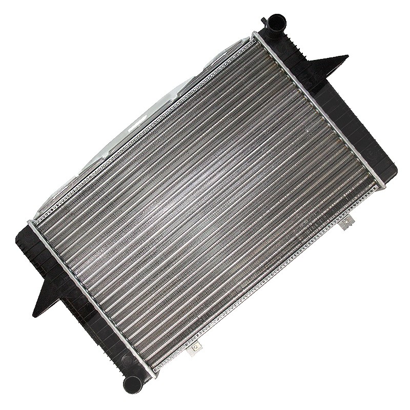 Bestprice Kühler, 590 X 388 X 40 mm [Hersteller-Nr. 31469176] für Volvo