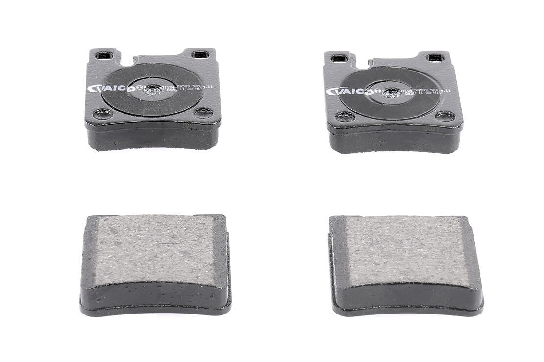 Vaico Bremsbeläge Hinterachse [Hersteller-Nr. V30-8130] für Mercedes-Benz, Chrysler