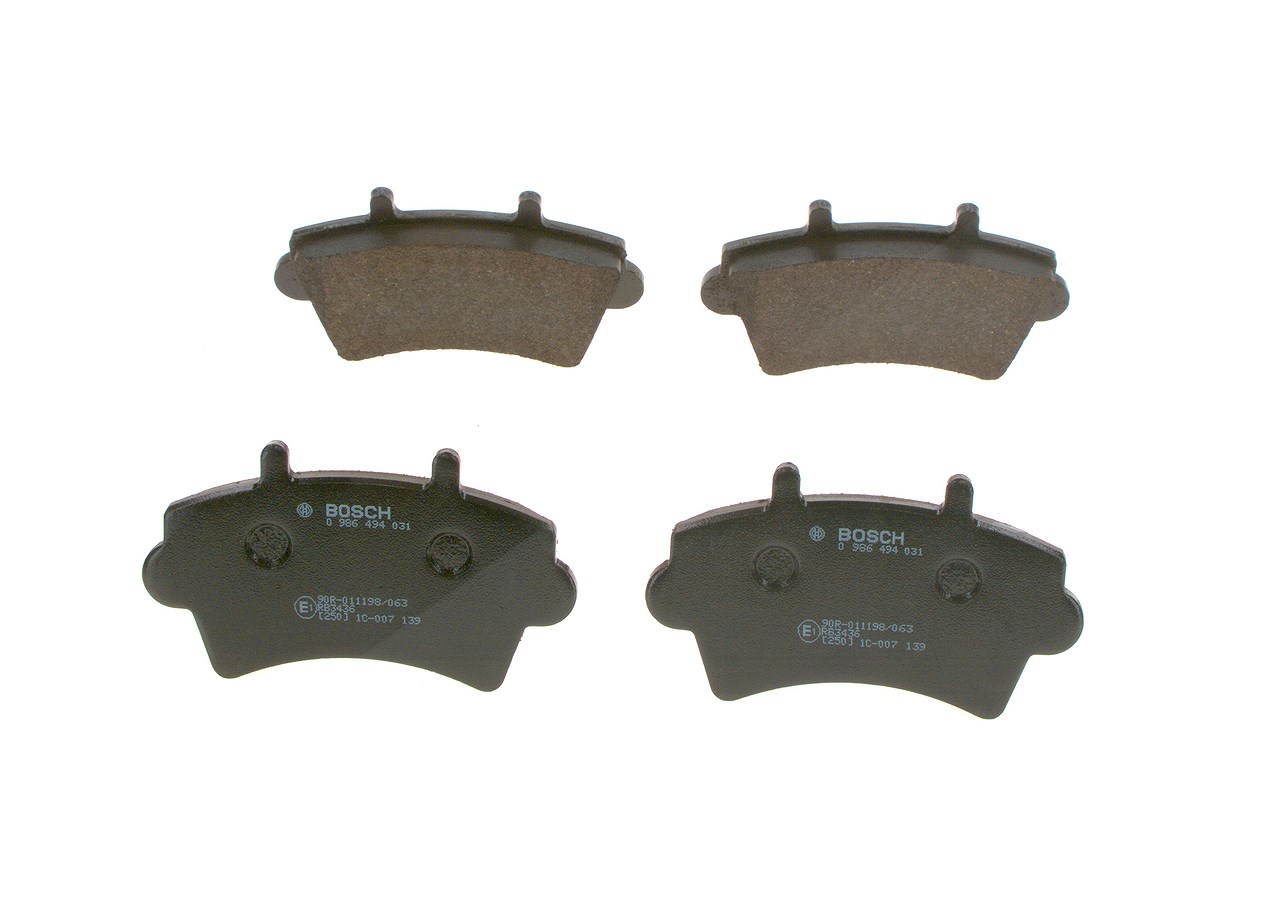 Bosch Bremsbeläge vorne (Satz) [Hersteller-Nr. 0986494031] für Renault, Nissan, Vauxhall, Opel