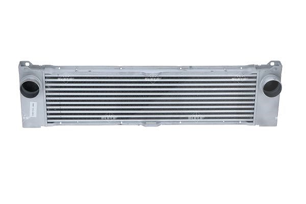 Nrf Ladeluftkühler [Hersteller-Nr. 30901] für Mercedes-Benz