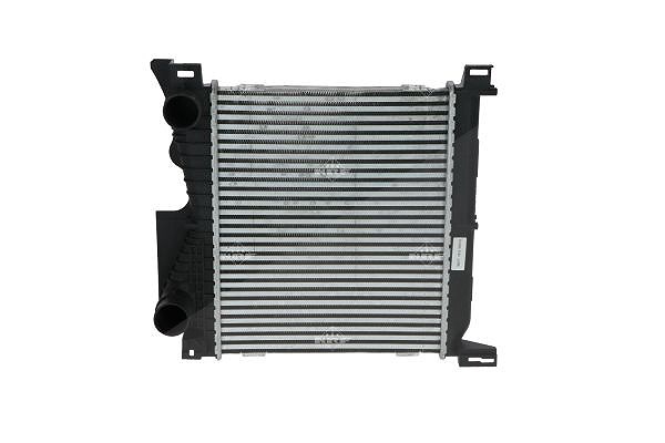 Nrf Ladeluftkühler [Hersteller-Nr. 30477] für Chrysler