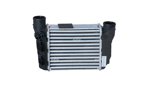 Nrf Ladeluftkühler [Hersteller-Nr. 30753] für Seat, Audi