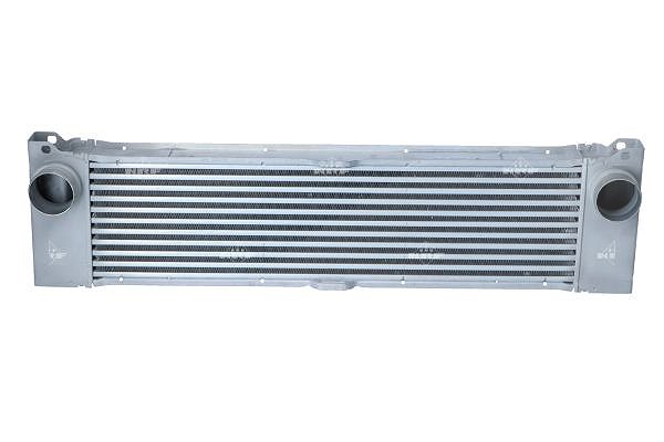 Nrf Ladeluftkühler [Hersteller-Nr. 30521] für Mercedes-Benz