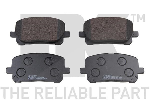 Nk Bremsbelagsatz Vorderachse [Hersteller-Nr. 224553] für Toyota