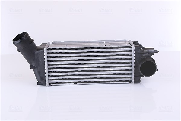 Nissens Ladeluftkühler [Hersteller-Nr. 96720] für Peugeot, Citroën