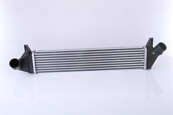 Nissens Ladeluftkühler [Hersteller-Nr. 96585] für Renault, Dacia