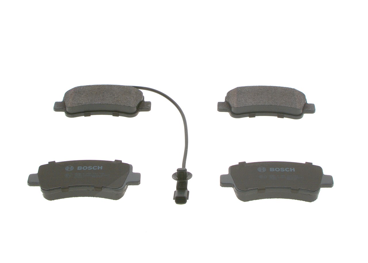 Bosch Bremsbeläge mit VWK hinten (Satz) [Hersteller-Nr. 0986494500] für Vauxhall, Opel, Nissan, Renault