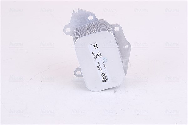 Nissens Ölkühler, Motoröl [Hersteller-Nr. 90717] für Citroën, Mini, Mitsubishi, Fiat, Peugeot, Toyota, Ds, Ford, Mazda