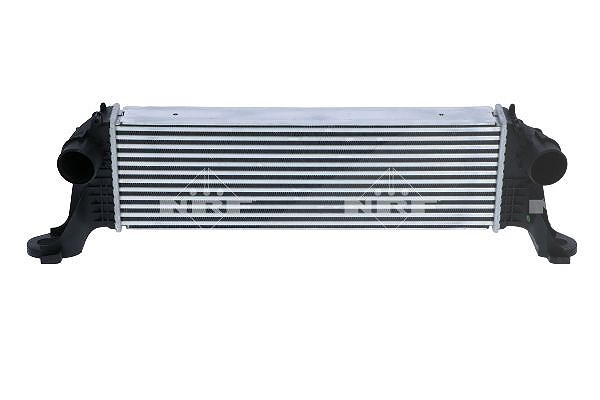 Nrf Ladeluftkühler [Hersteller-Nr. 30342] für Iveco