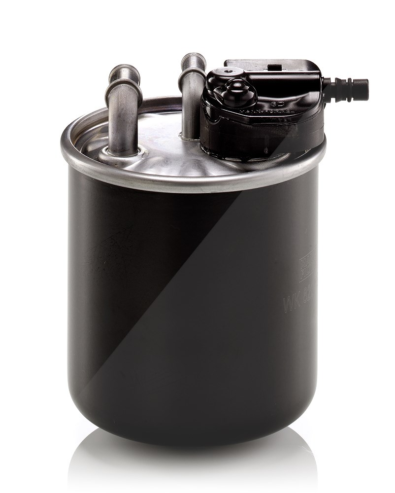 Mann-filter Kraftstofffilter [Hersteller-Nr. WK820/15] für Infiniti, Mercedes-Benz