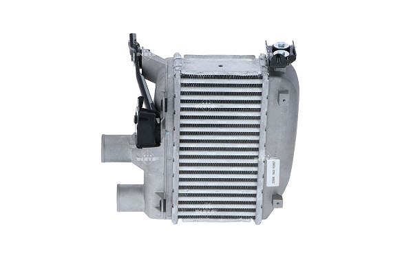 Nrf Ladeluftkühler [Hersteller-Nr. 30999] für Toyota