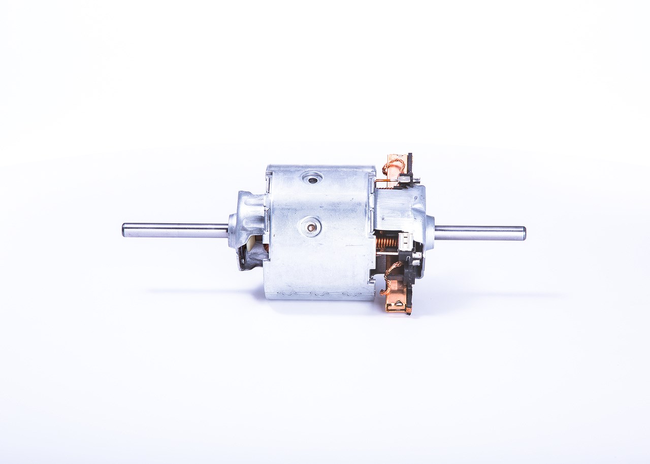 Bosch Elektromotor, Innenraumgebläse [Hersteller-Nr. 0130111130]