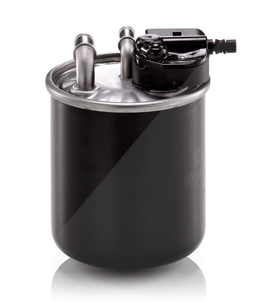 Mann-filter Kraftstofffilter [Hersteller-Nr. WK820/21] für Mercedes-Benz, Infiniti